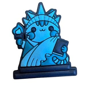 Statue of Liberty Cat Croc Charm